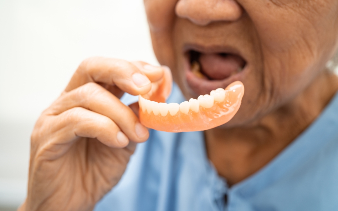 Loose Dentures Don’t Fret! Our Easy Guide to Snug Them Up